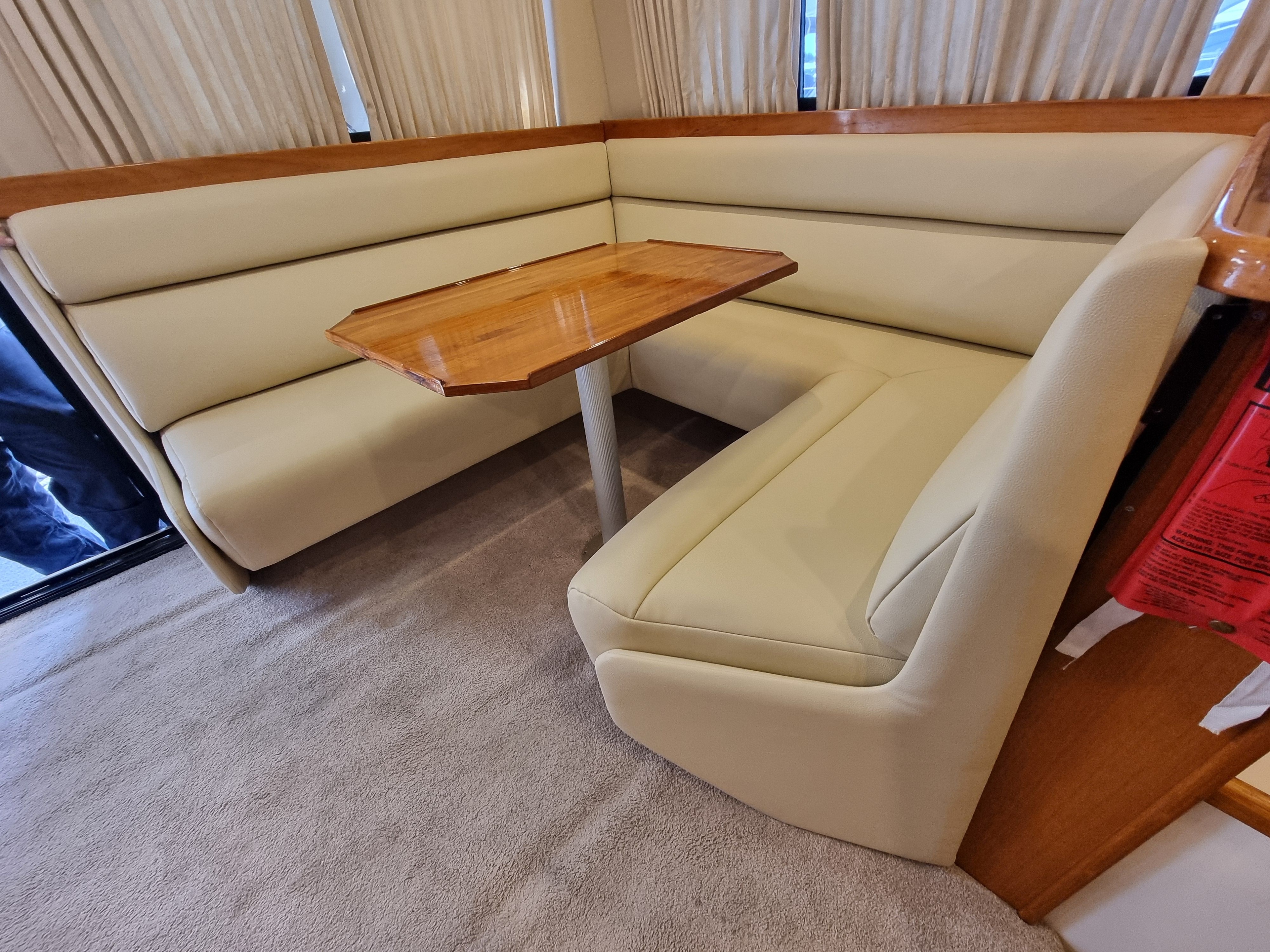 Recover extra seat; Recover Dinette in Novatex Vinyl — photo