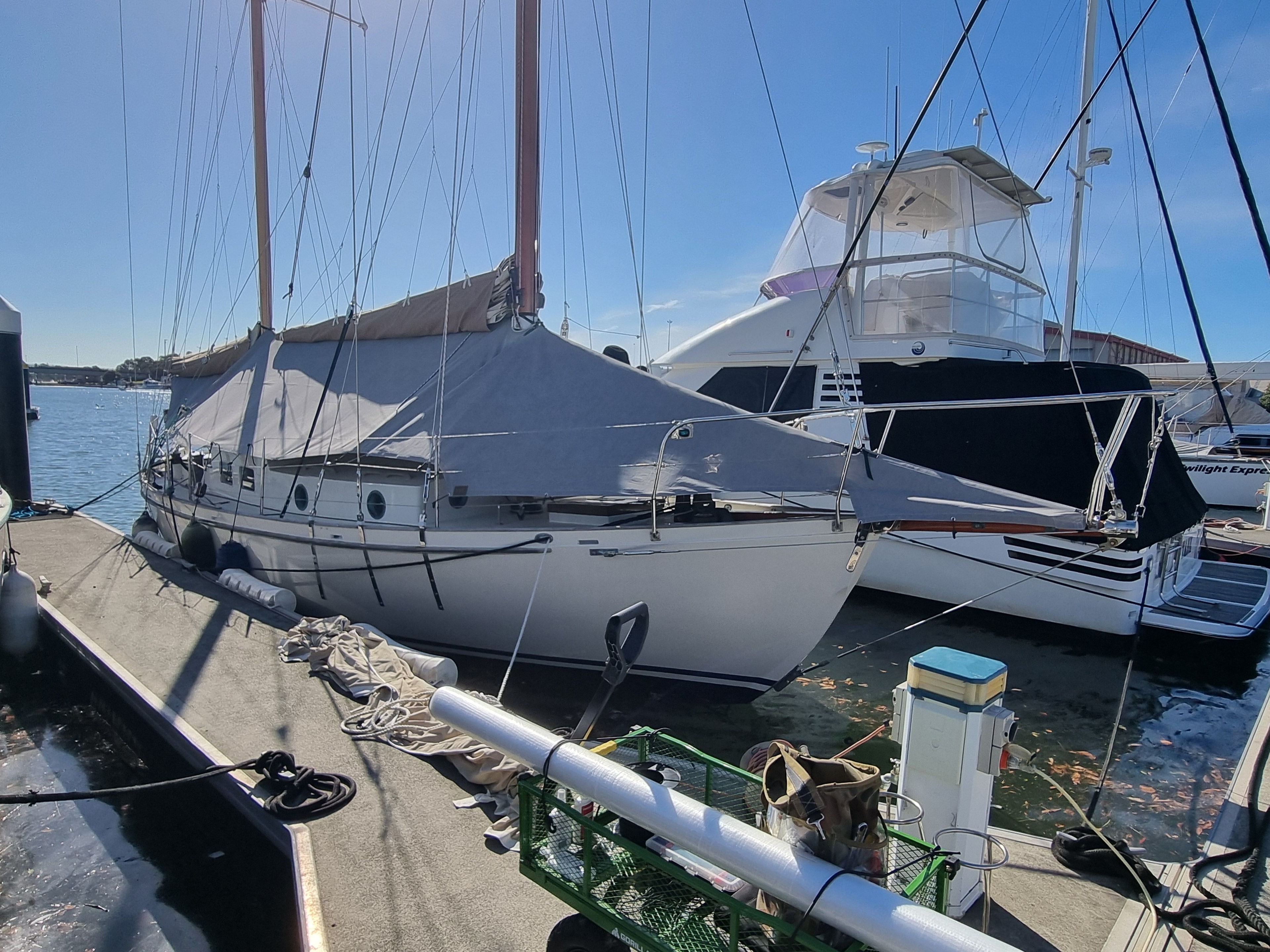 All-Over Cover for a Sailing Ketch — photo