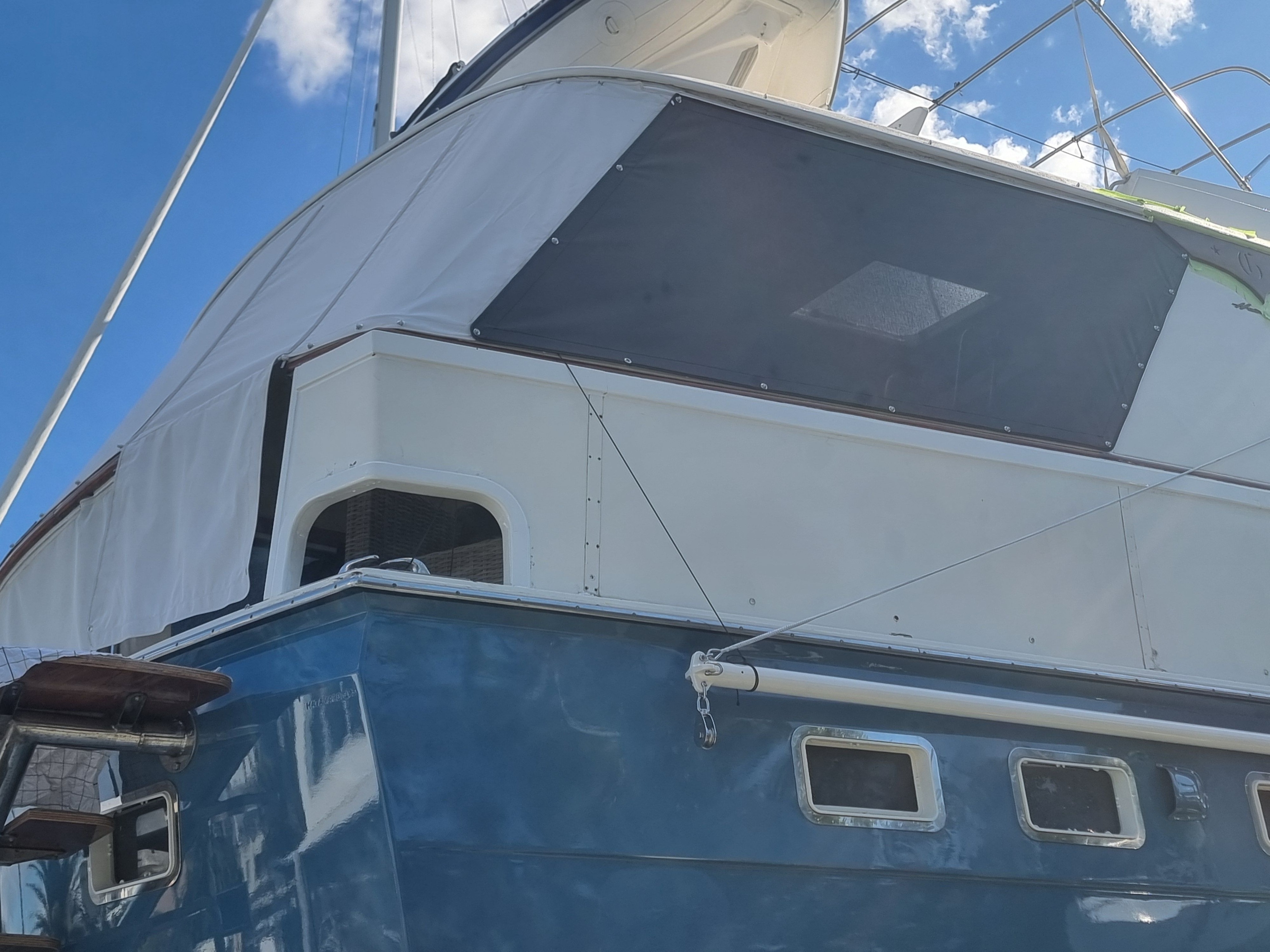 Pattern, make & fit Mesh Covers with sailtrack in Soltis Perform 92 — photo