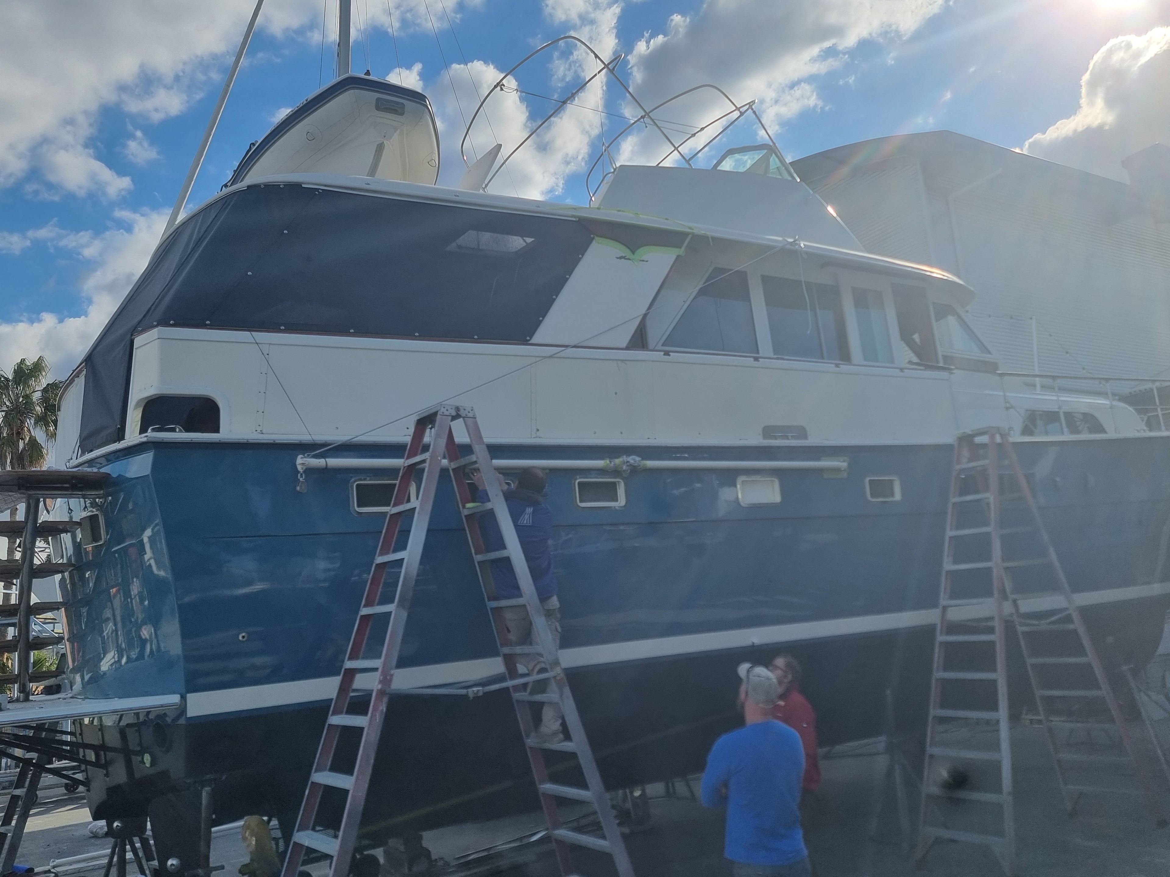 Pattern, make & fit Mesh Covers with sailtrack in Soltis Perform 92 — photo